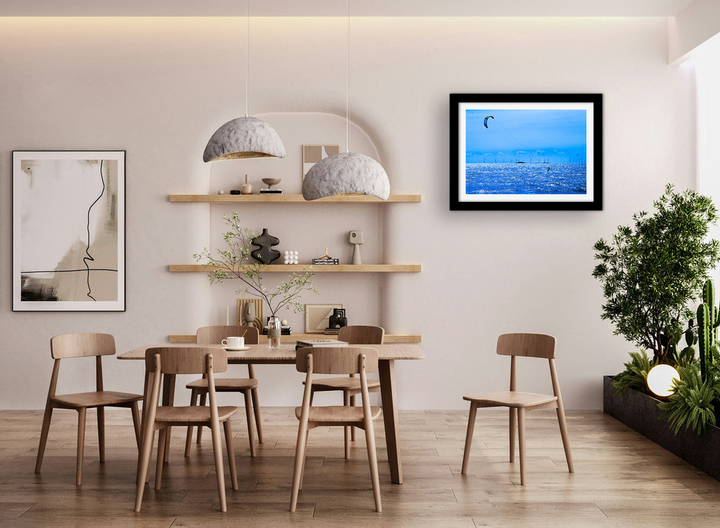 Affiche Kitesurf sur Océan Bleu – Photo Déco Bord de Mer