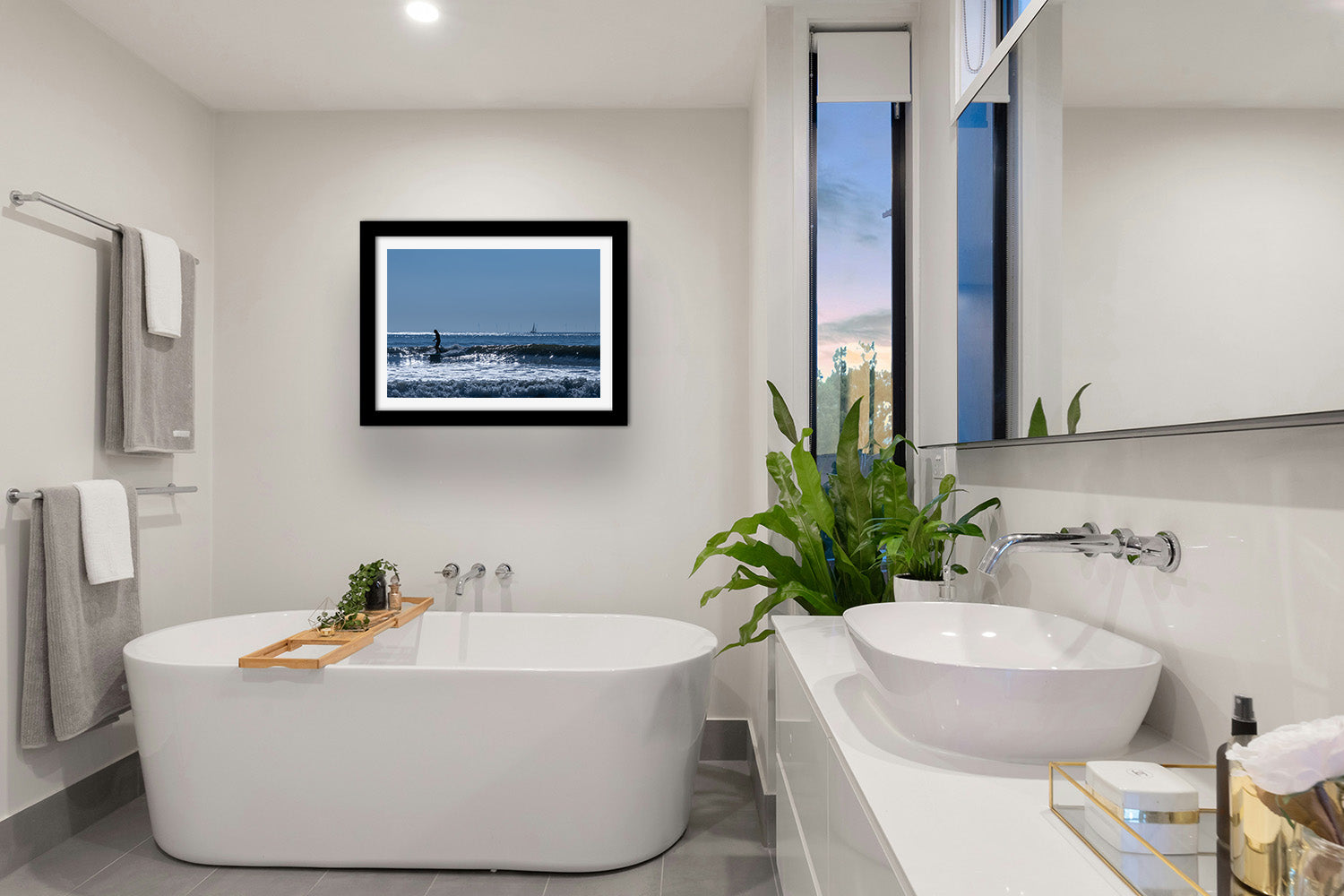 Affiche Paddle dans les Vagues – Photo Déco Mer Lumineuse