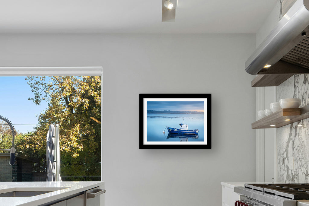Affiche Bateau de Pêche à Pen Bron – Poster Déco Marine Bleu Zen